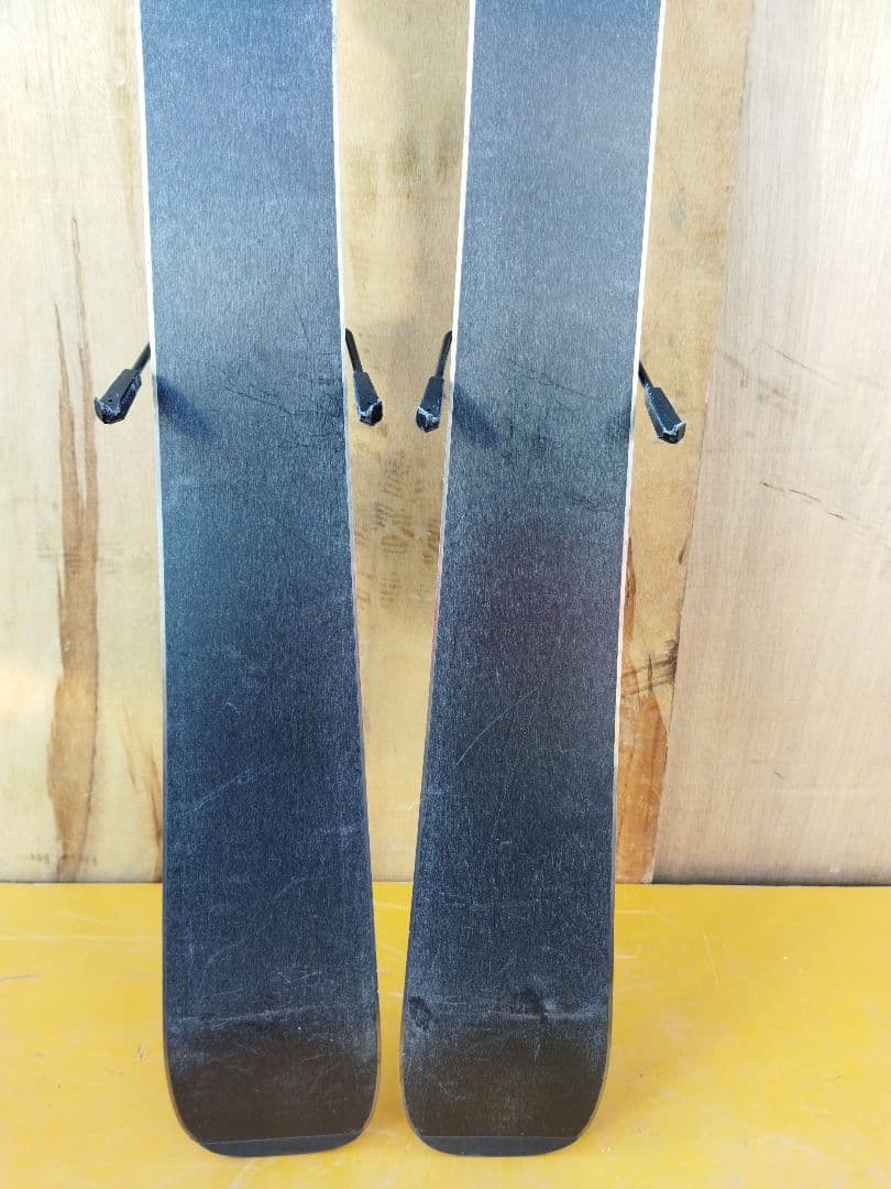 Rossignol Frozen ディズニー　アナ雪　エルサ　子供用スキー板