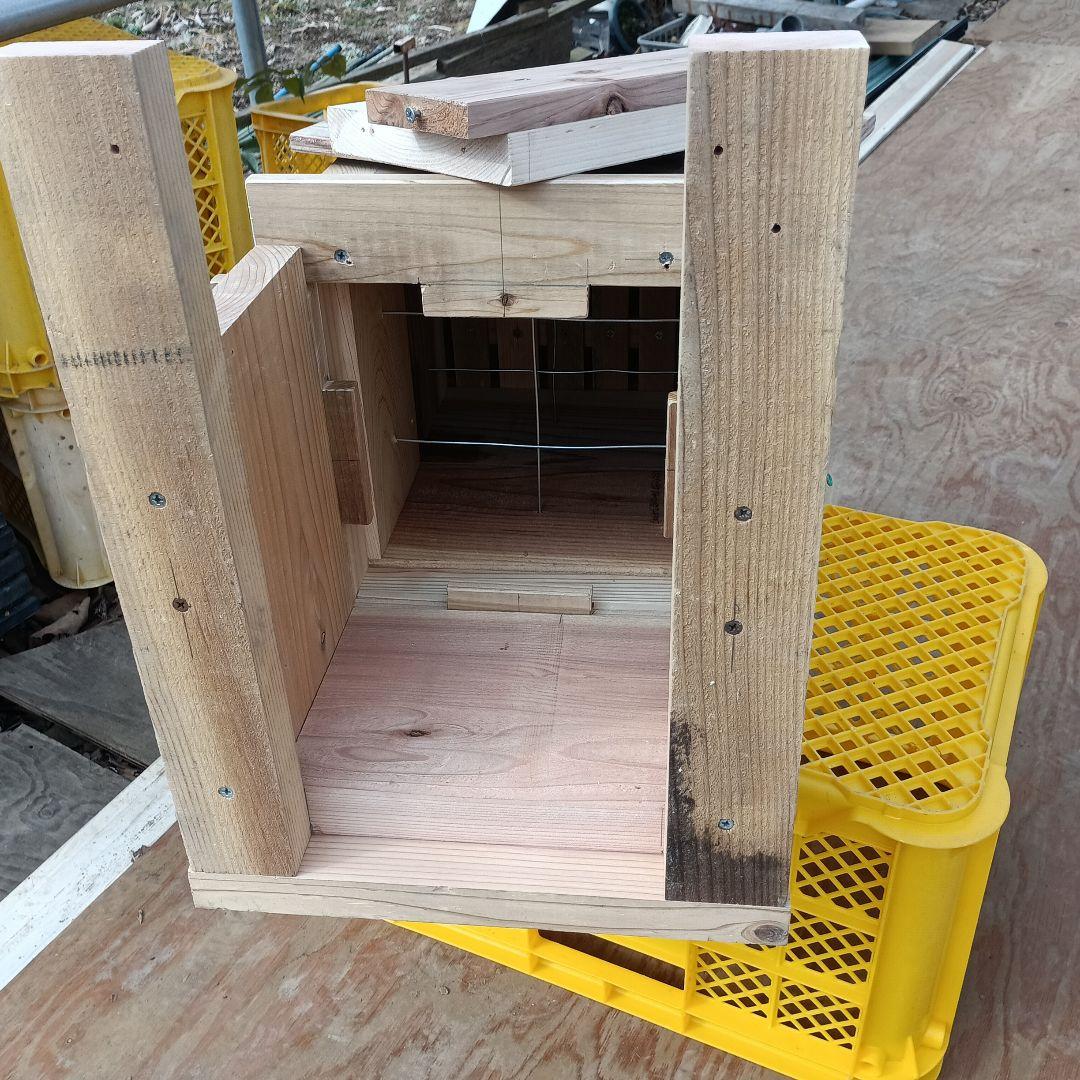 日本蜜蜂巣箱 1式