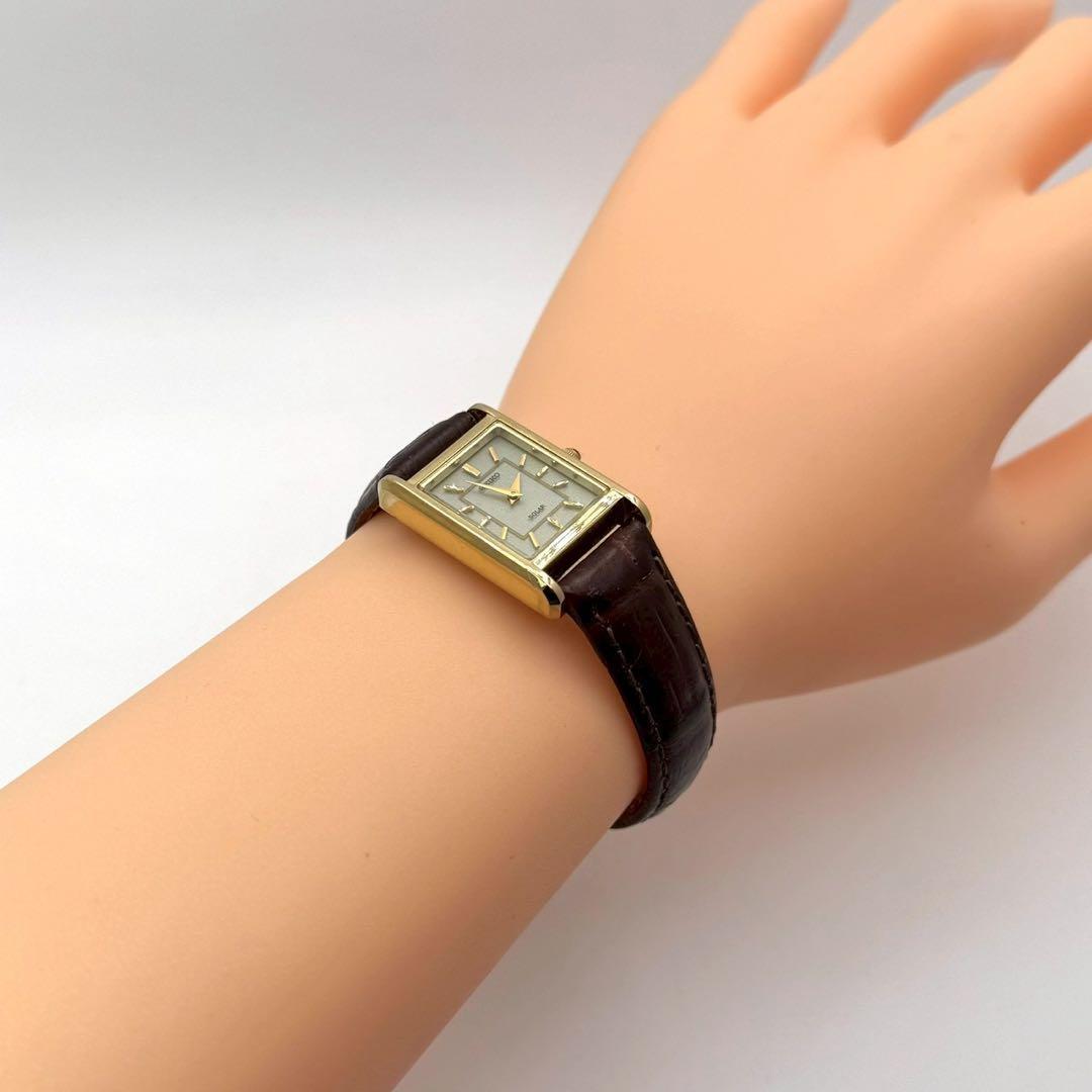 美品✨稼働 SEIKO ソーラー 純正ベルト 1Pオニキス V115-0BD0 - メルカリ