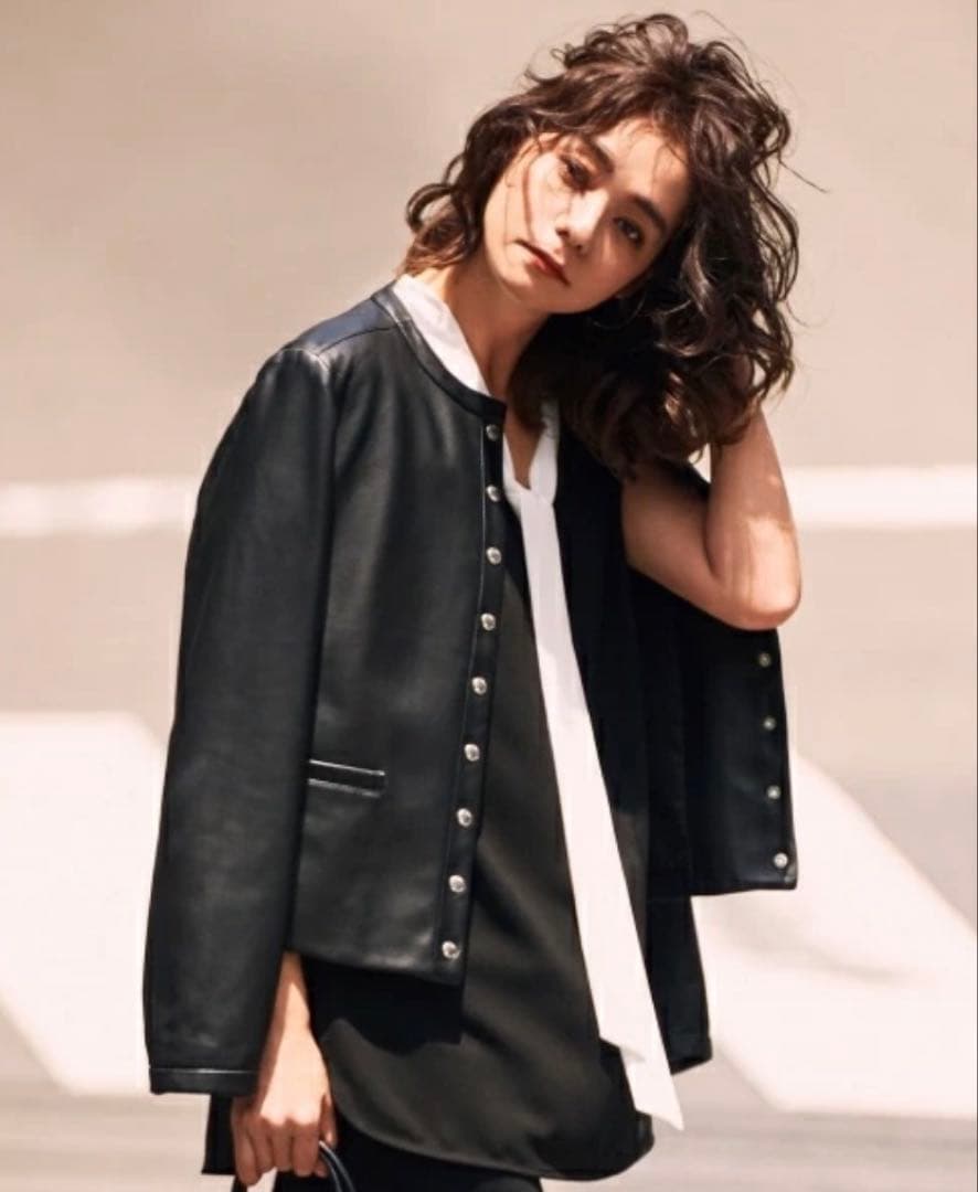 ⭐️美品　【23区 】シープレザージャケット　36