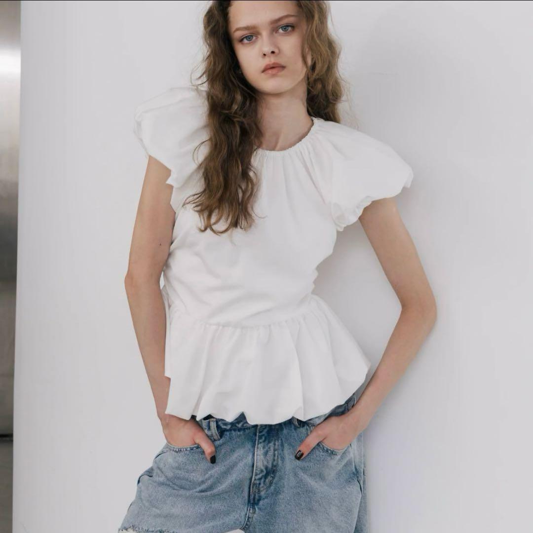 The toe Ermou Back Open Top