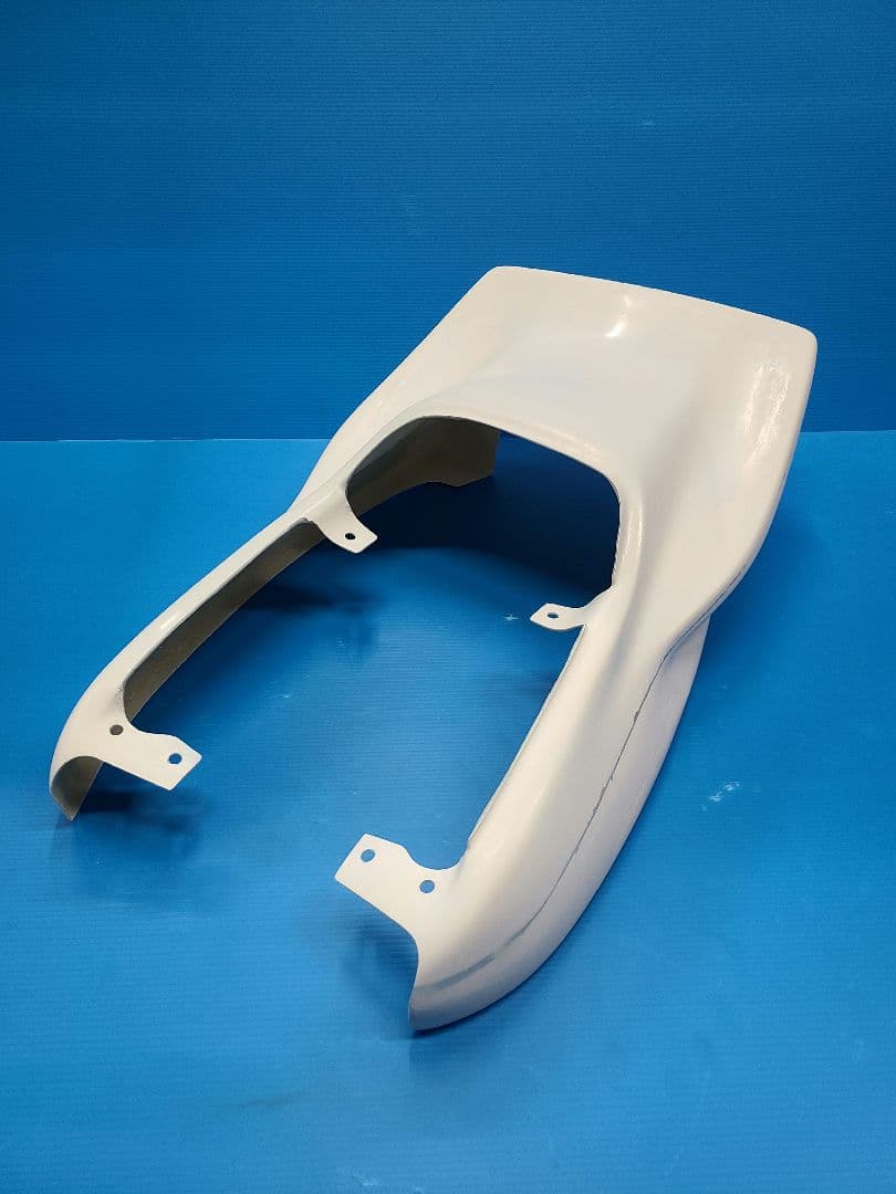 CB400SF ～96 NC31 テールカウル 新品 SUPER FOUR 羽 - メルカリ