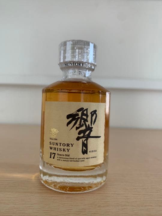 希少 サントリー響17年 ミニチュアボトル 旧ラベル レトロ - メルカリ