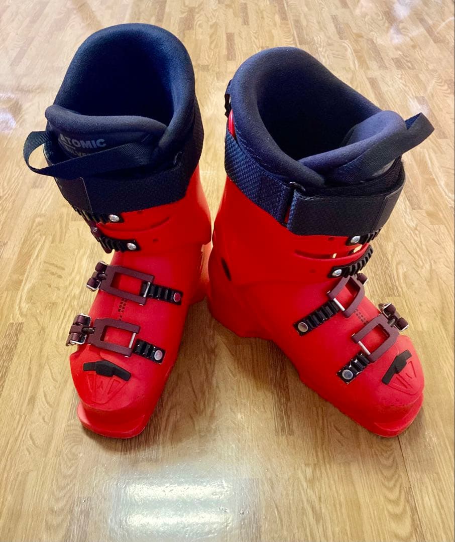 Atomic アトミック　レッドスター　CS 70 LC 23.5センチ 25 ATOMIC アトミック REDSTER CS 70 LC ジュニア スキーブーツ