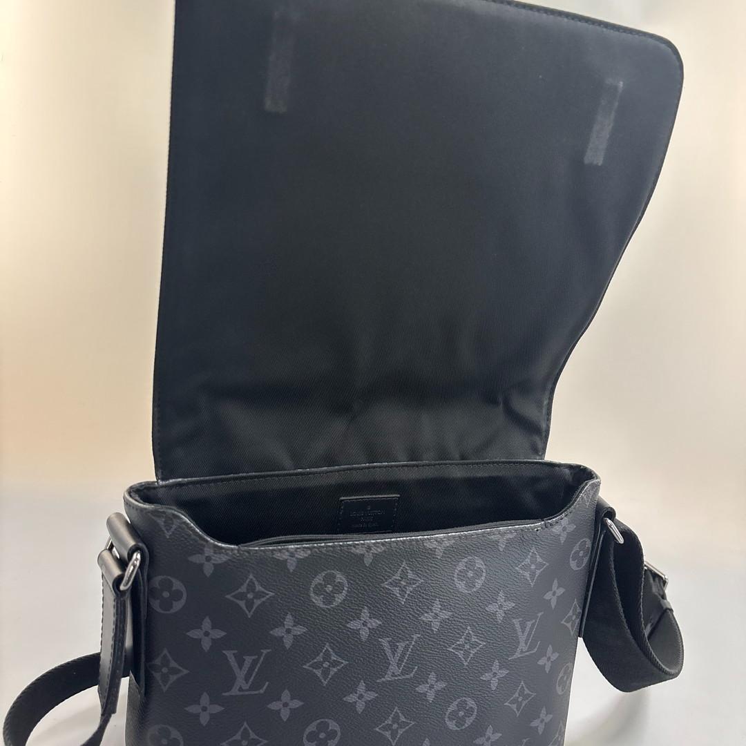 超極美品 ルイヴィトン ディストリクトPM NV2 M45272 エクリプス