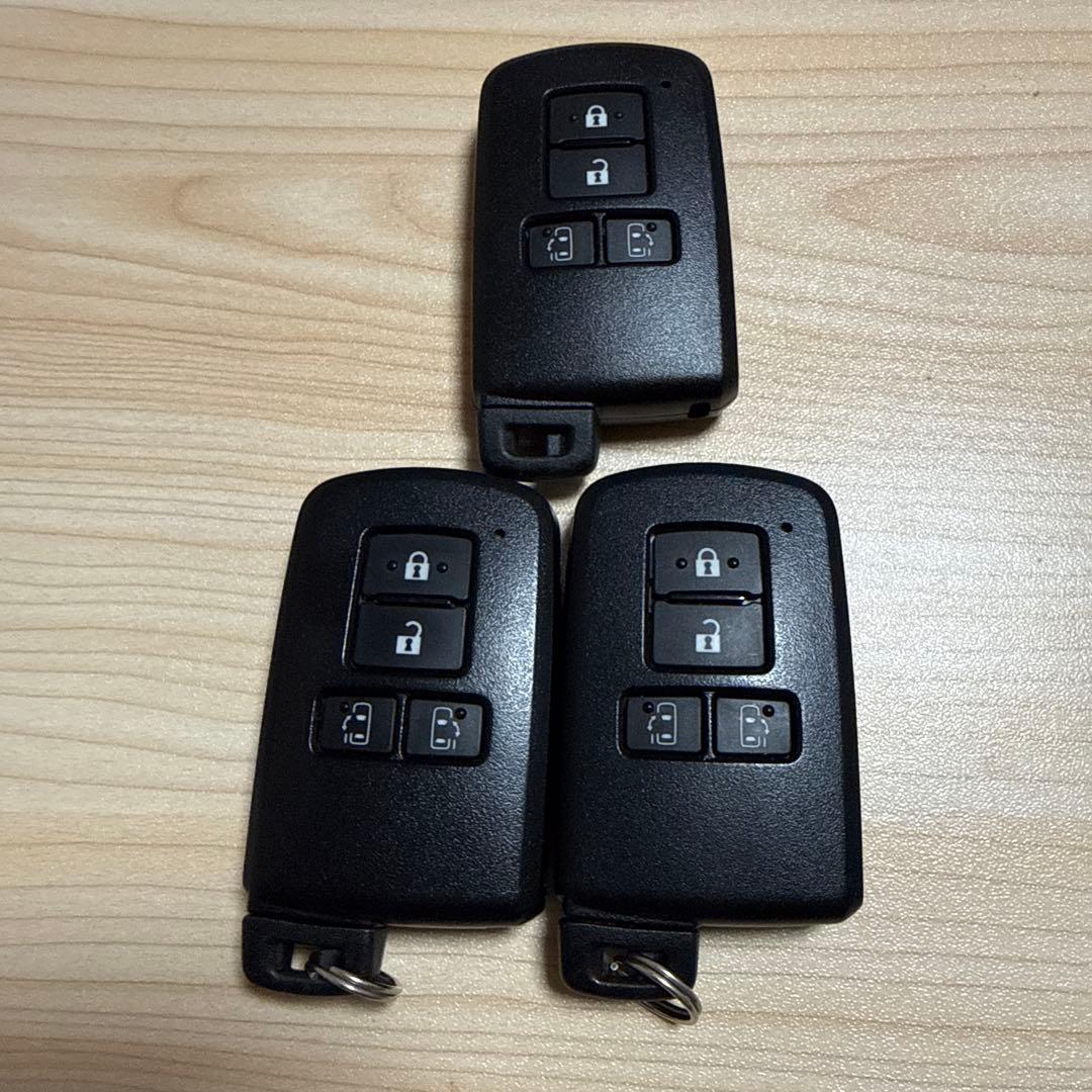 トヨタ純正 アルファード スマートキー (4つボタン) 3個 送料込み
