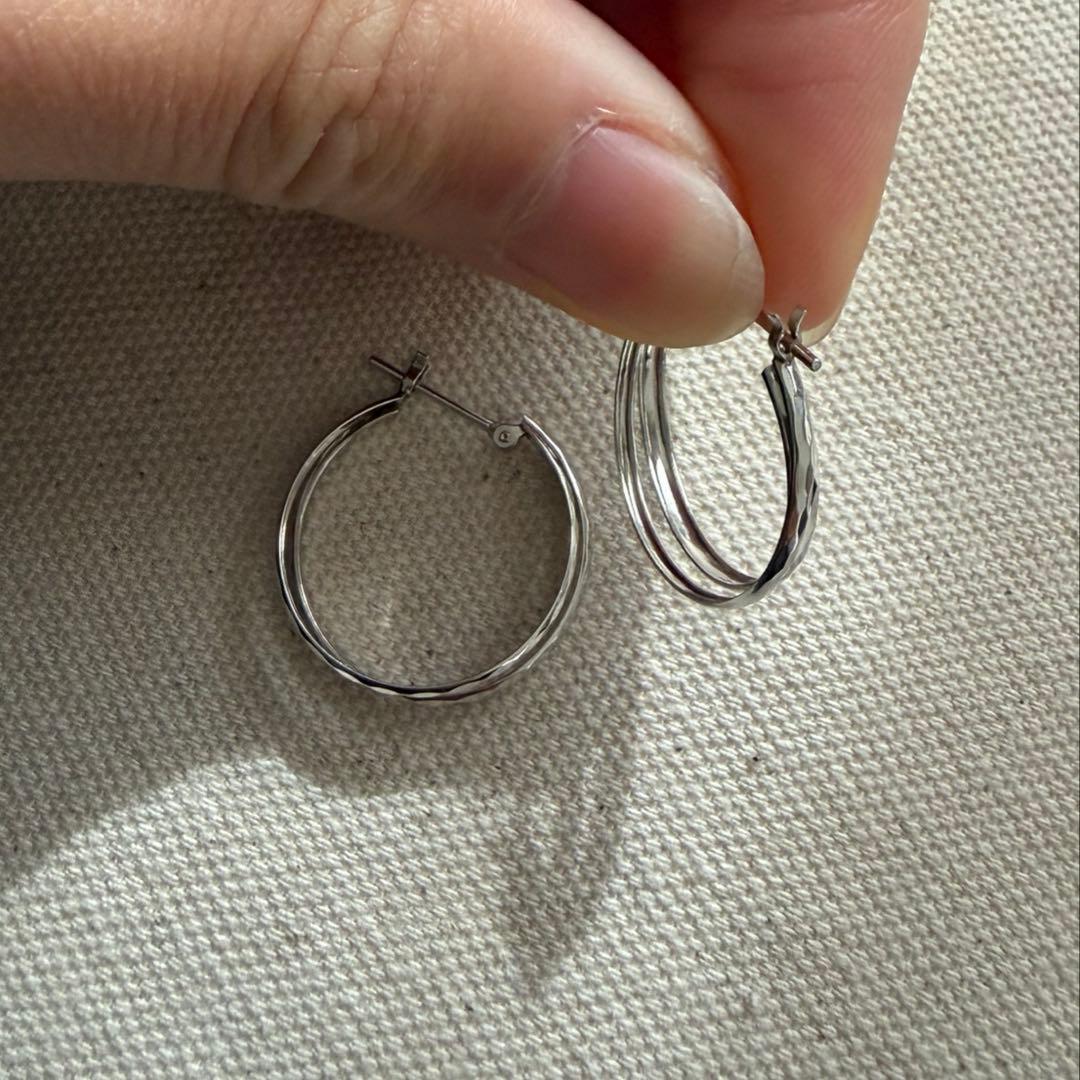 K10 WG ホワイトゴールドピアス　フープピアス　大ぶりピアス　ダイヤカット