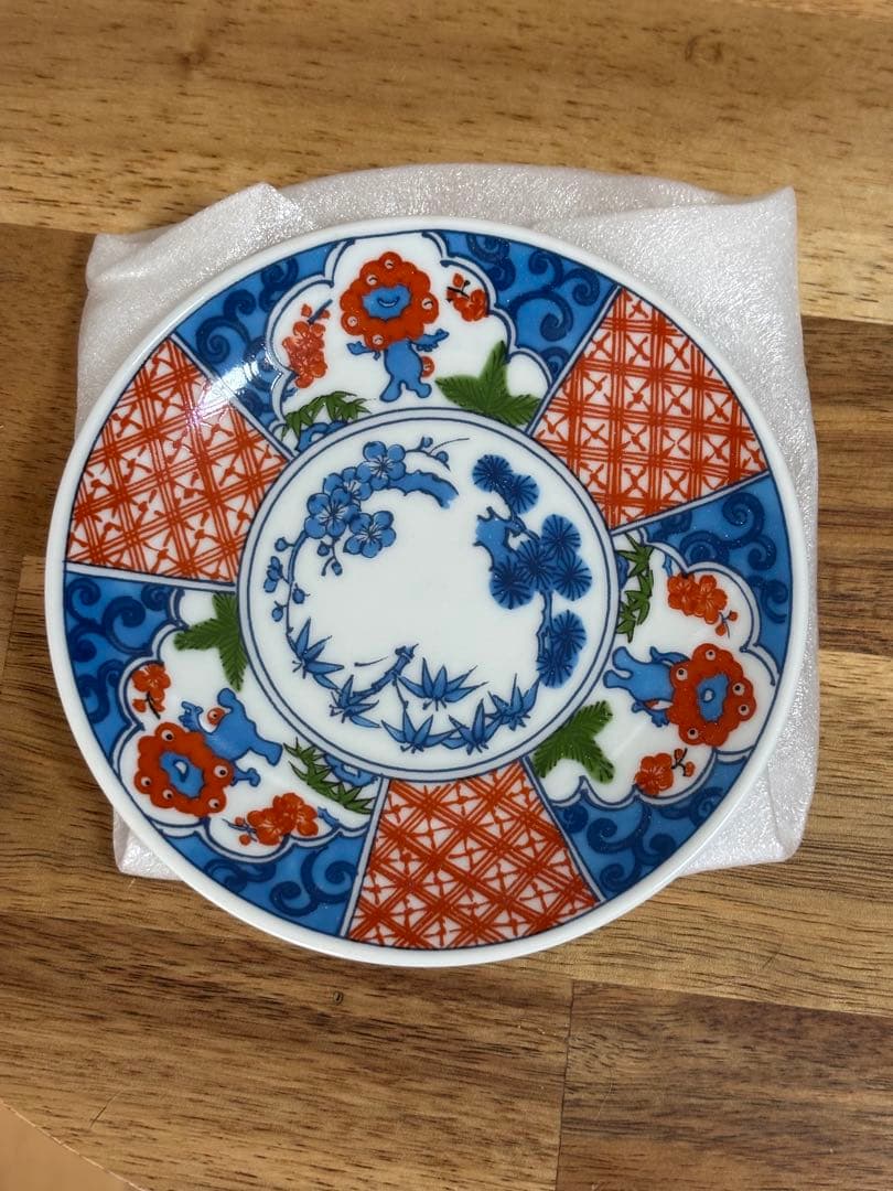 ☆大阪・関西万博☆　ミャクミャク　豆皿　色絵間取　有田焼　未使用