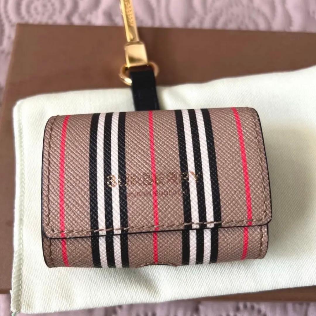 Burberry バーバリー AirPods pro AirPodsケース - メルカリ