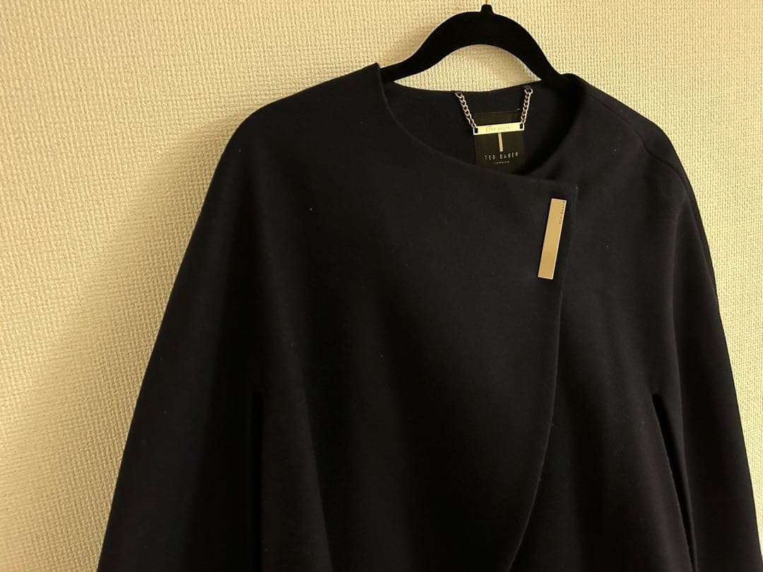 テッドベイカー　ケープコート