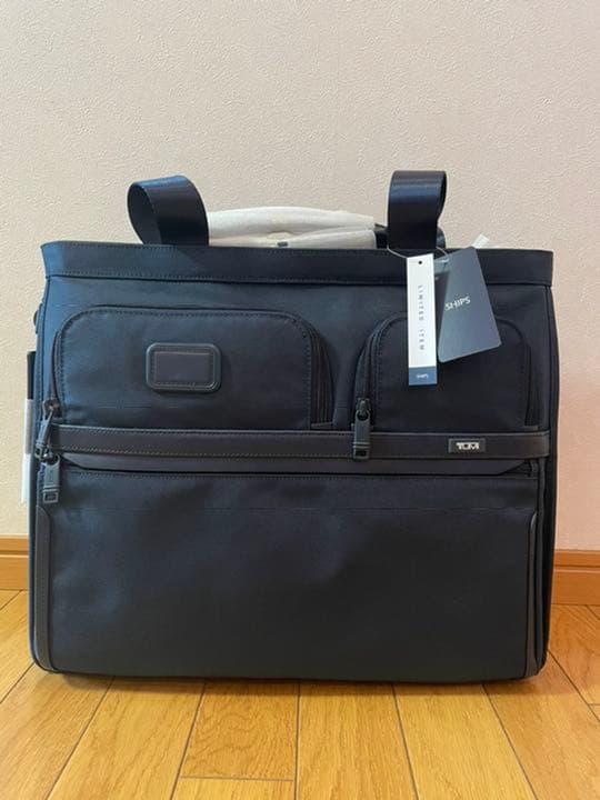 新品・未使用】SHIPS別注 TUMI セール エクスパンダブル トート