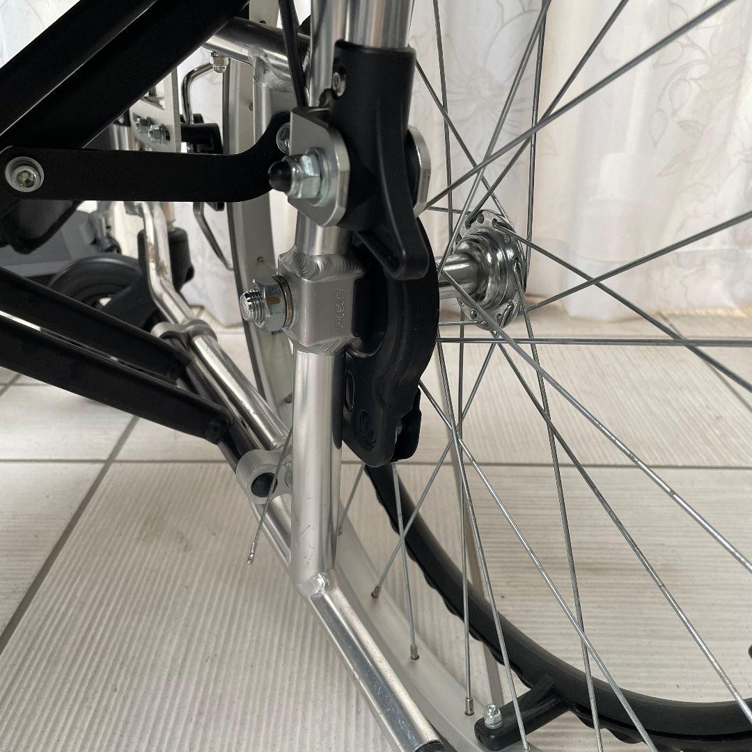 ♿️ 自走式 軽量スリム 車椅子 とても便利な多機能タイプ リハビリ訓練に最適