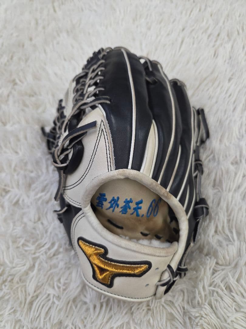 MIZUNO (ミズノ) 軟式グローブ WBC 優勝記念 近藤健介モデル MIZUNO (ミズノ) 軟式グローブ ベージュ×ブラック WBC 優勝記念 近藤