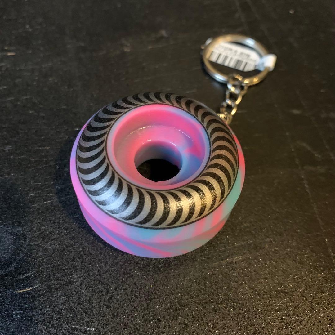 完売品 Spitfire Wheels Key Chain Classic - メルカリ