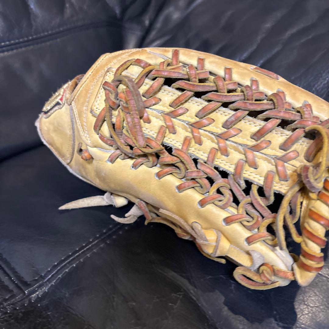 Wilson staff硬式外野用グローブ