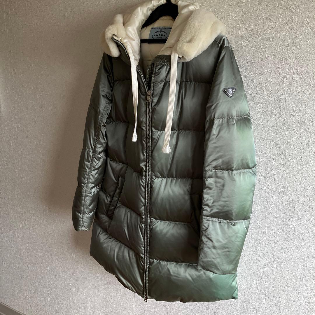 訳あり☆PRADA プラダ ダウンコート カーキ 42 三角プレート有り
