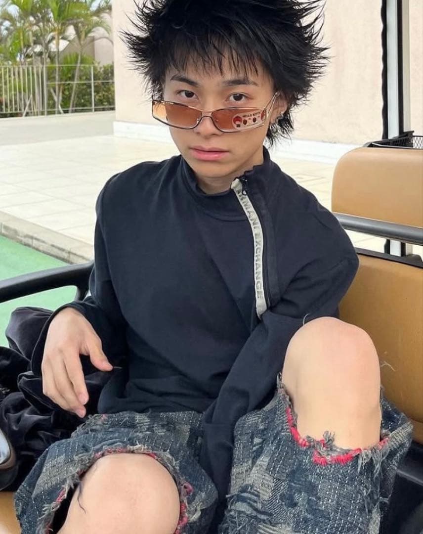 あおばくん着用 ARMANI 斜めジップ 変形 カットソー - メルカリ