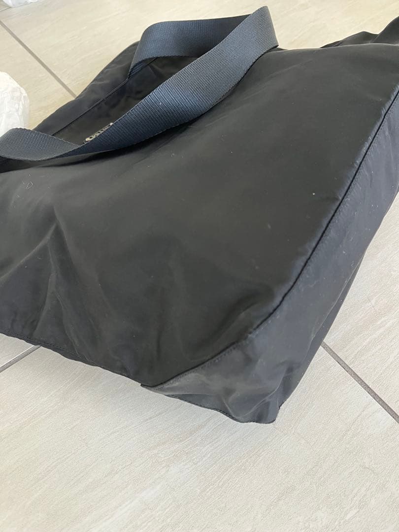 PRADA ブラック ナイロンバッグ 大　約48cm x 33cm x 12cm