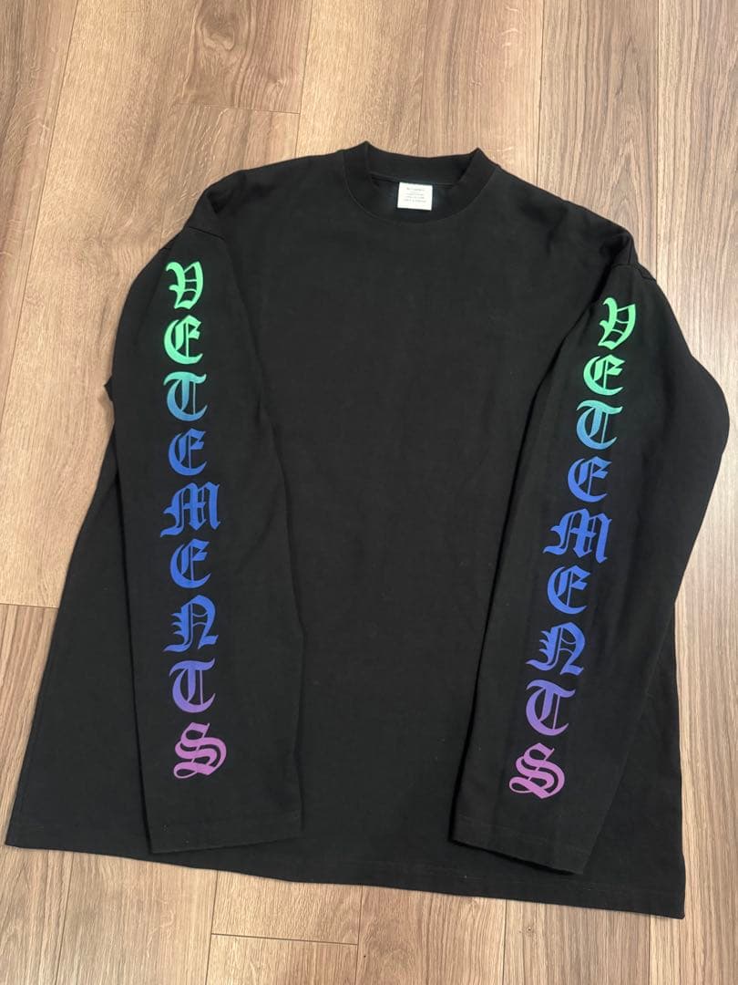 VETEMENTS | ヴェトモンGothic Arm Logo 21ss 厚手