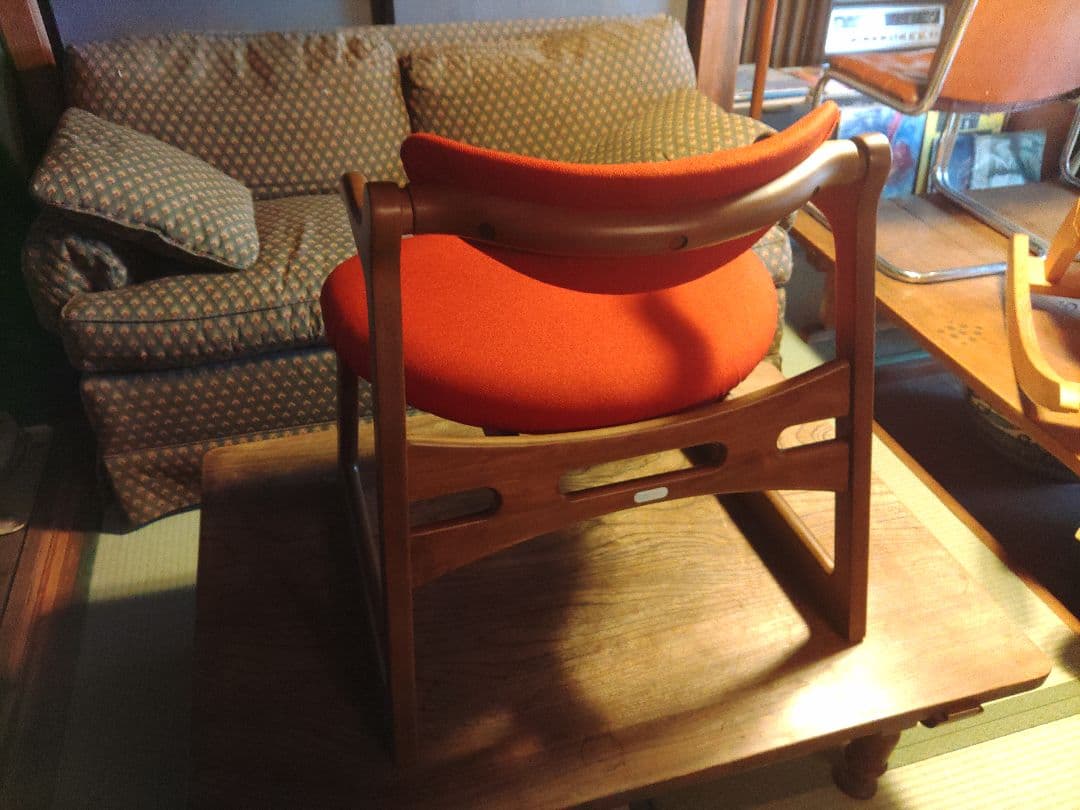希少 ダイニングチェア KIRITSU 起立木工 CAチェア 400CH-赤 - メルカリ