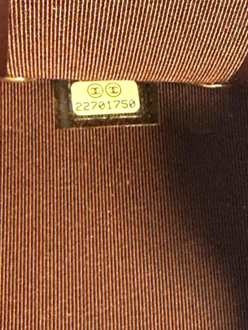 ♦︎極美品♦︎CHANELマトラッセキャビアスキンキーケース ブラック ゴールド金具