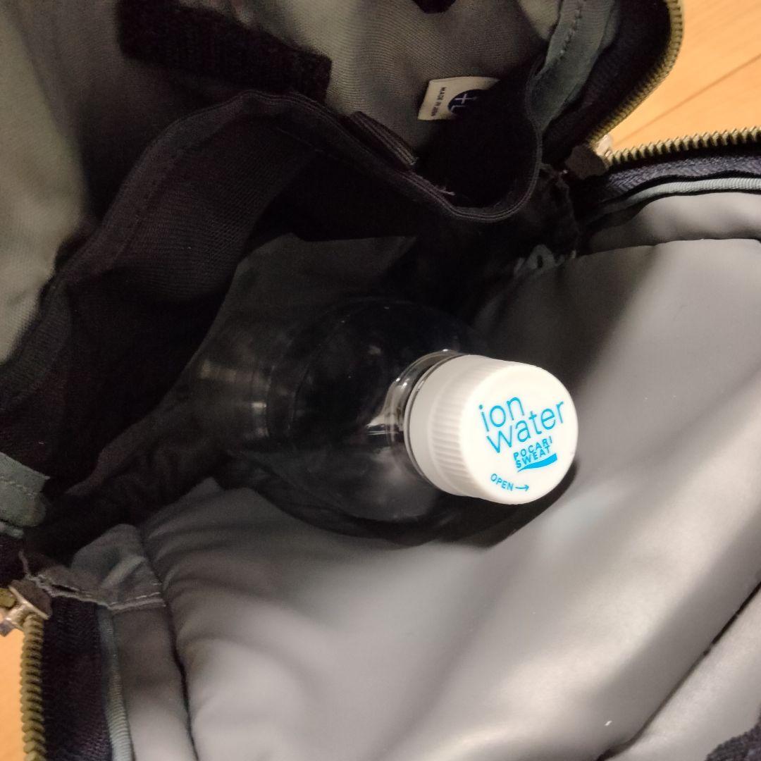 POTER リフト ボディバッグ ナイロン レザー ネイビー スリングショルダー