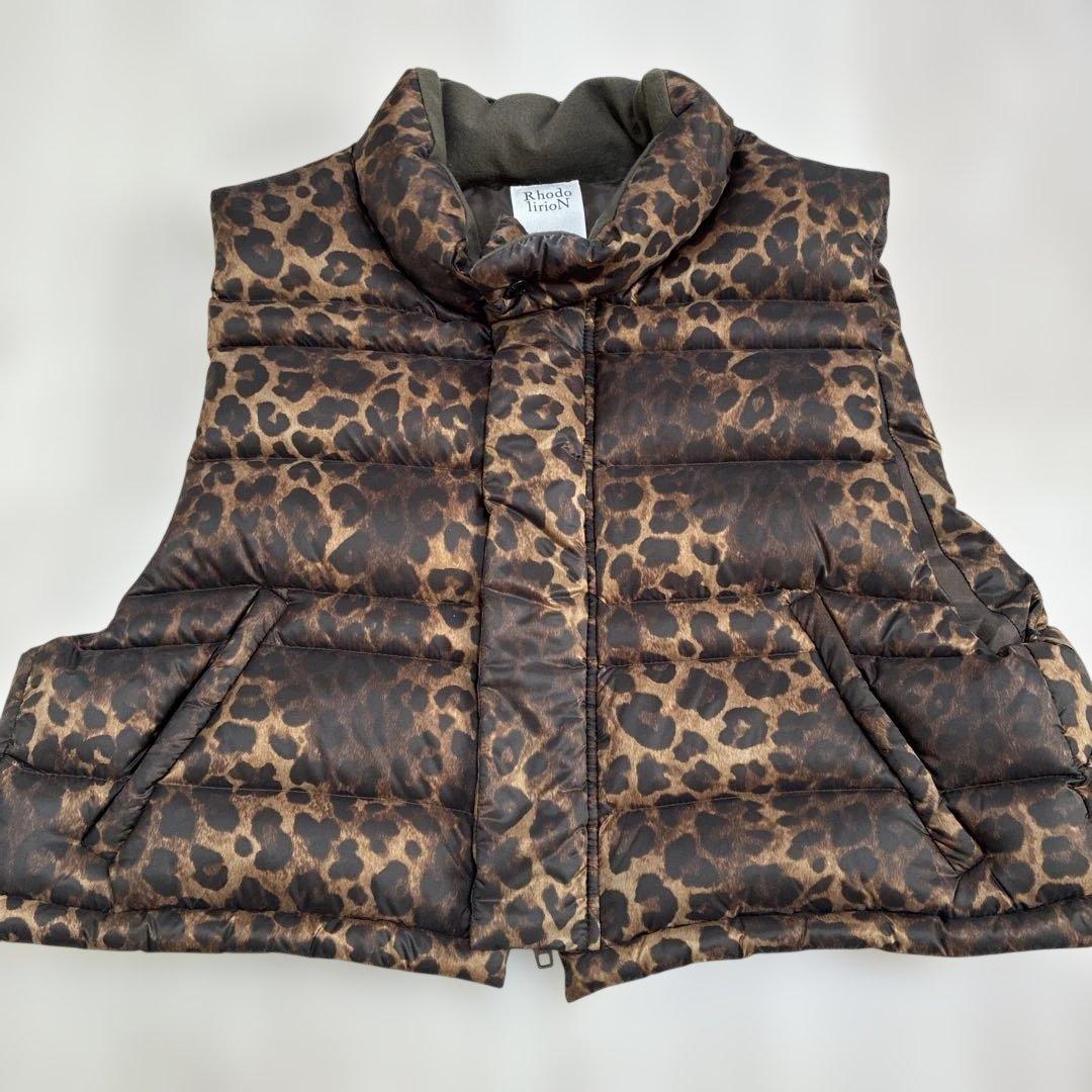 RHODOLIRION/ロドリリオン ダウンベスト ダウンジャケット レオパード