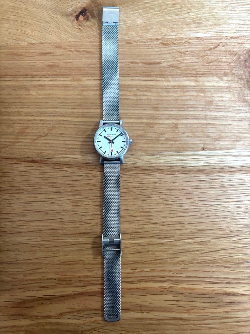 MONDAINE(スイス)クォーツ腕時計 メッシュバンド(男女兼用) MONDAINE