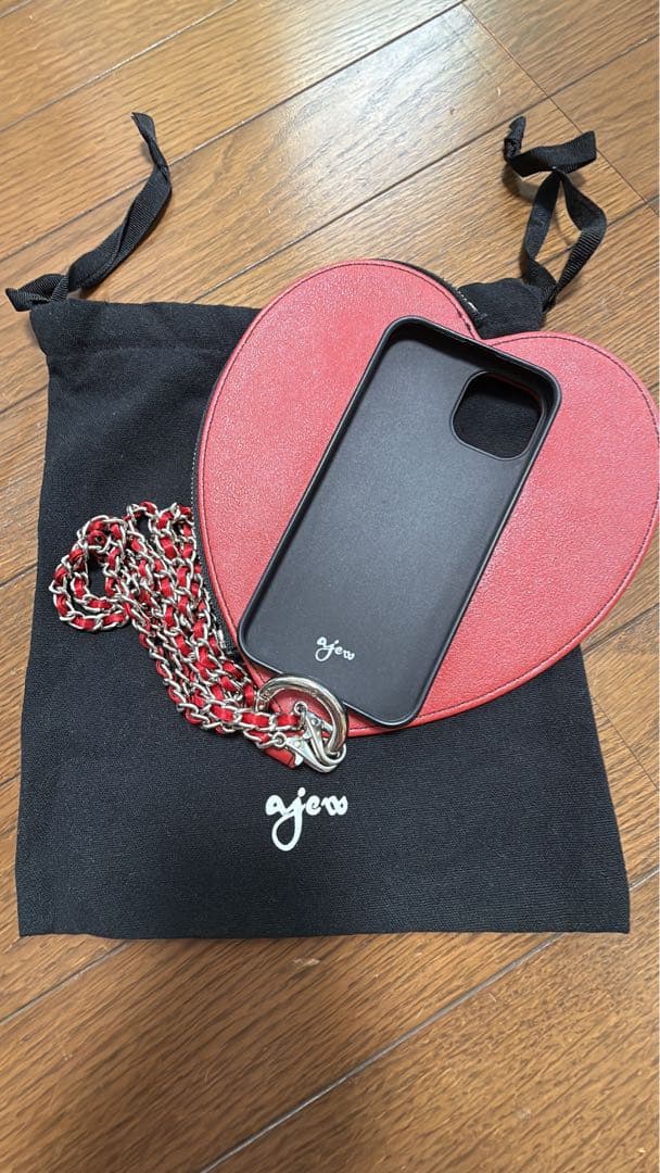 ajew ハート型 iPhone14ケース チェーン付き