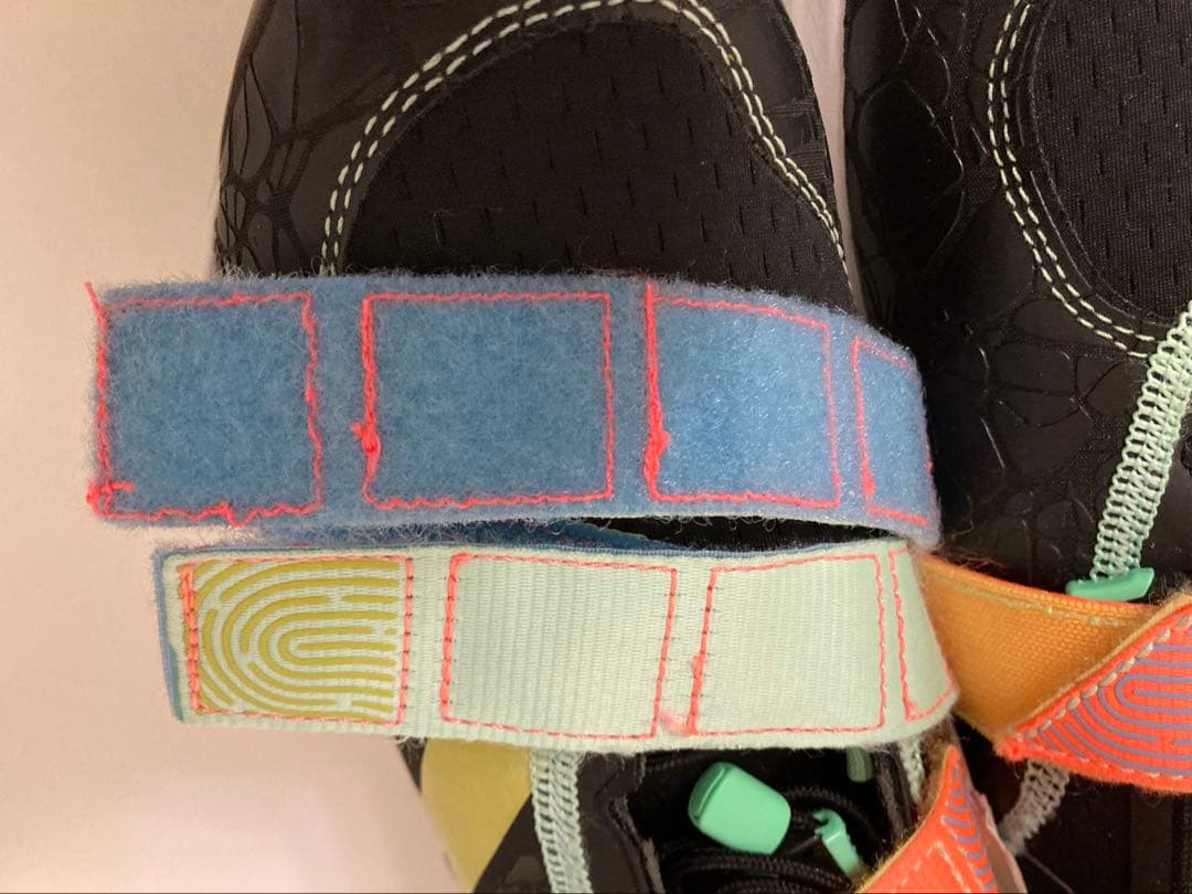 新品未使用　ニューバランス　ポイントスパイク　25.5cm