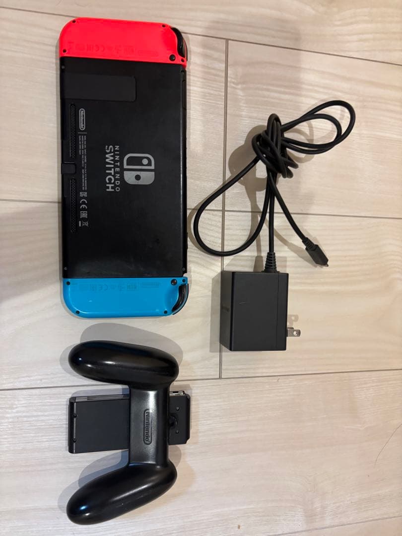 Nintendo Switch 本体 青/赤 ACアダプター付き - メルカリ