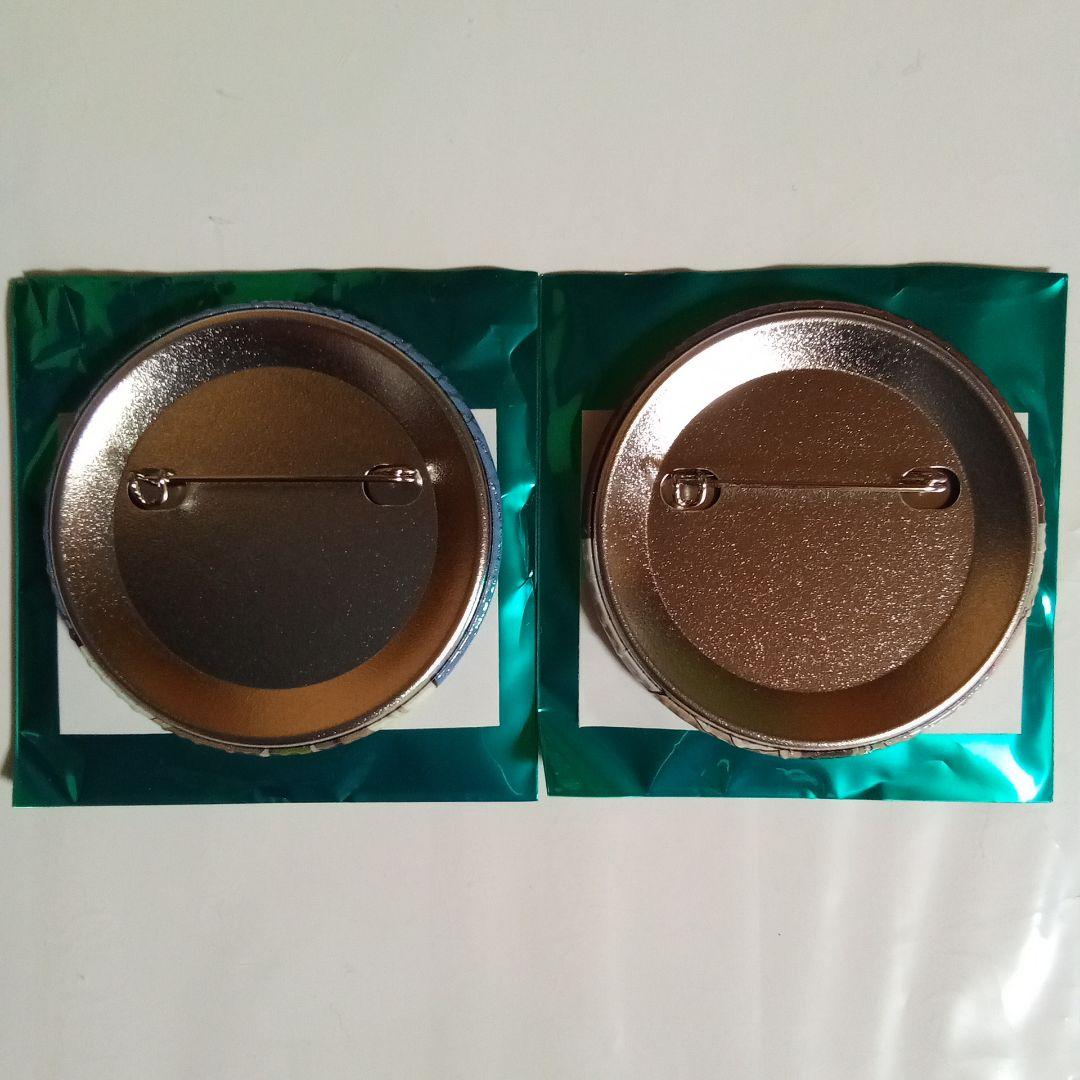 鬼滅の刃 AGF 2024 純喫茶 グリッター缶バッジ 冨岡義勇 2種セット