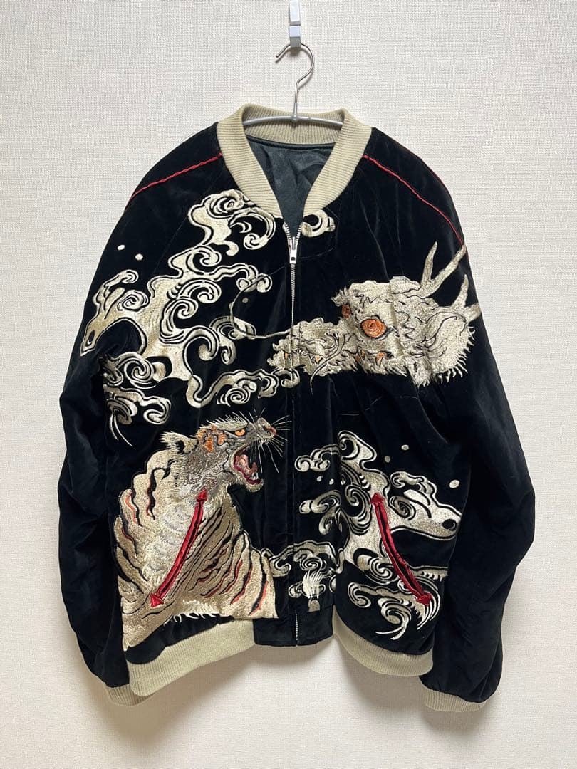 値下げ中！花旅楽団　リバーシブル ベロアスカジャン 豪華刺繍 龍虎　美品 別珍 LUKEVI-値下げ中！花旅楽団 リバーシブル ベロアスカジャン 豪華刺繍