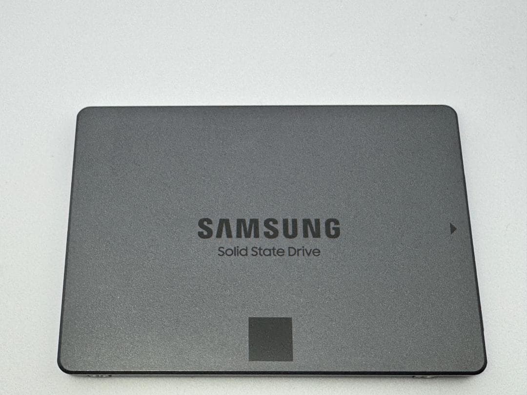 紫*猫様 サムスン 870QVO 8TB MZ-77Q8T0 2.5\" SSD Samsung 870 QVO MZ-77Q8T0BW | 8TB SATA III Internal Solid State