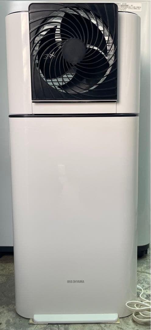 IRIS OHYAMA 除湿機 スタンド型 2020年製 - メルカリ
