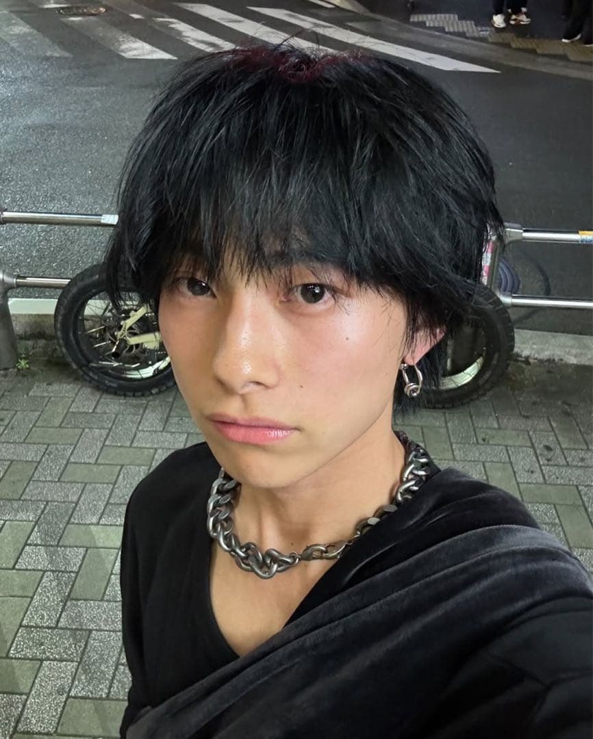 Justine Clenquetシルバー フープピアス あおばくん着用 - メルカリ