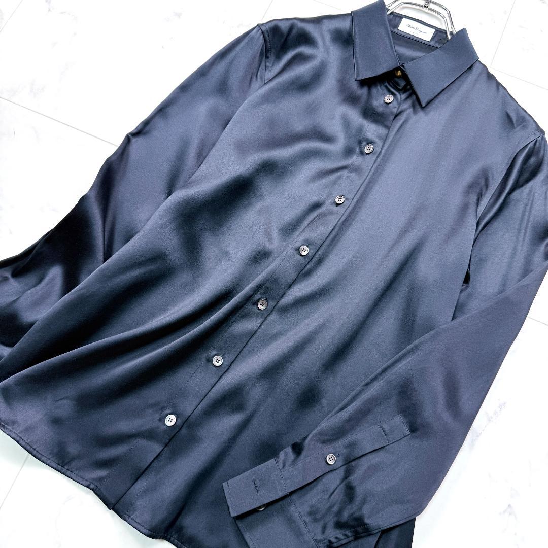 現行✨サルヴァトーレフェラガモ シルクブラウス シャツ 金ボタン 中古・古着通販】Salvatore Ferragamo (サルヴァトーレ フェラガモ