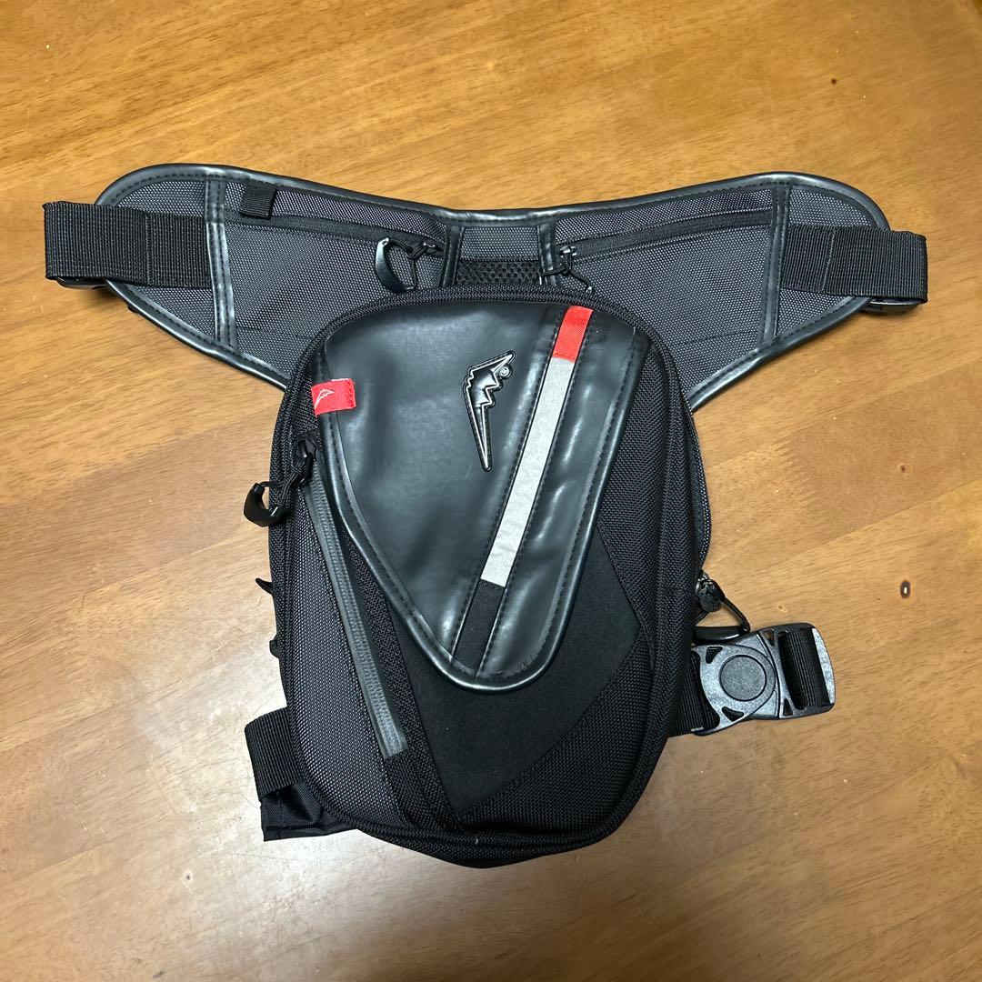 クシタニ レッグバッグ レインカバー、コインホルダー付き - メルカリ