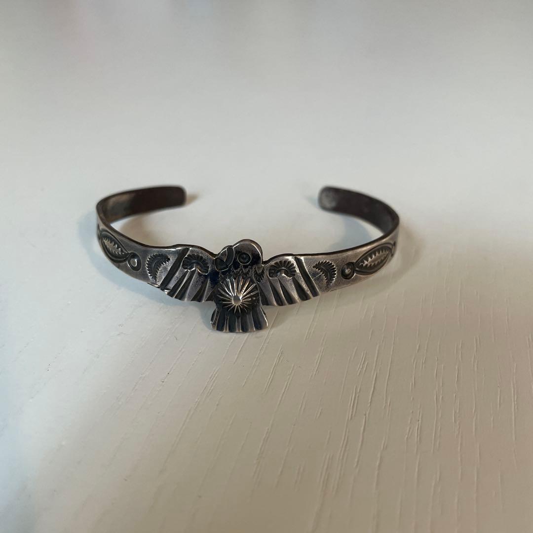 ナバホ族　インディアンジュエリー　サンダーバード ターコイズ シルバー サンダーバード インディアンジュエリー