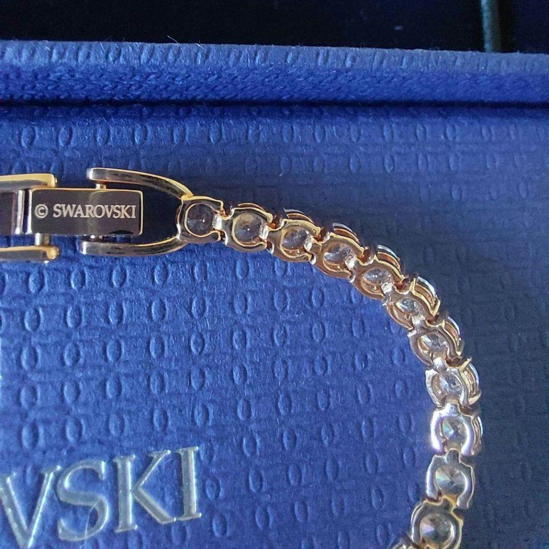 ほぼ新品 SWAROVSKI テニス Dluxe ブレスレット スワロフスキー