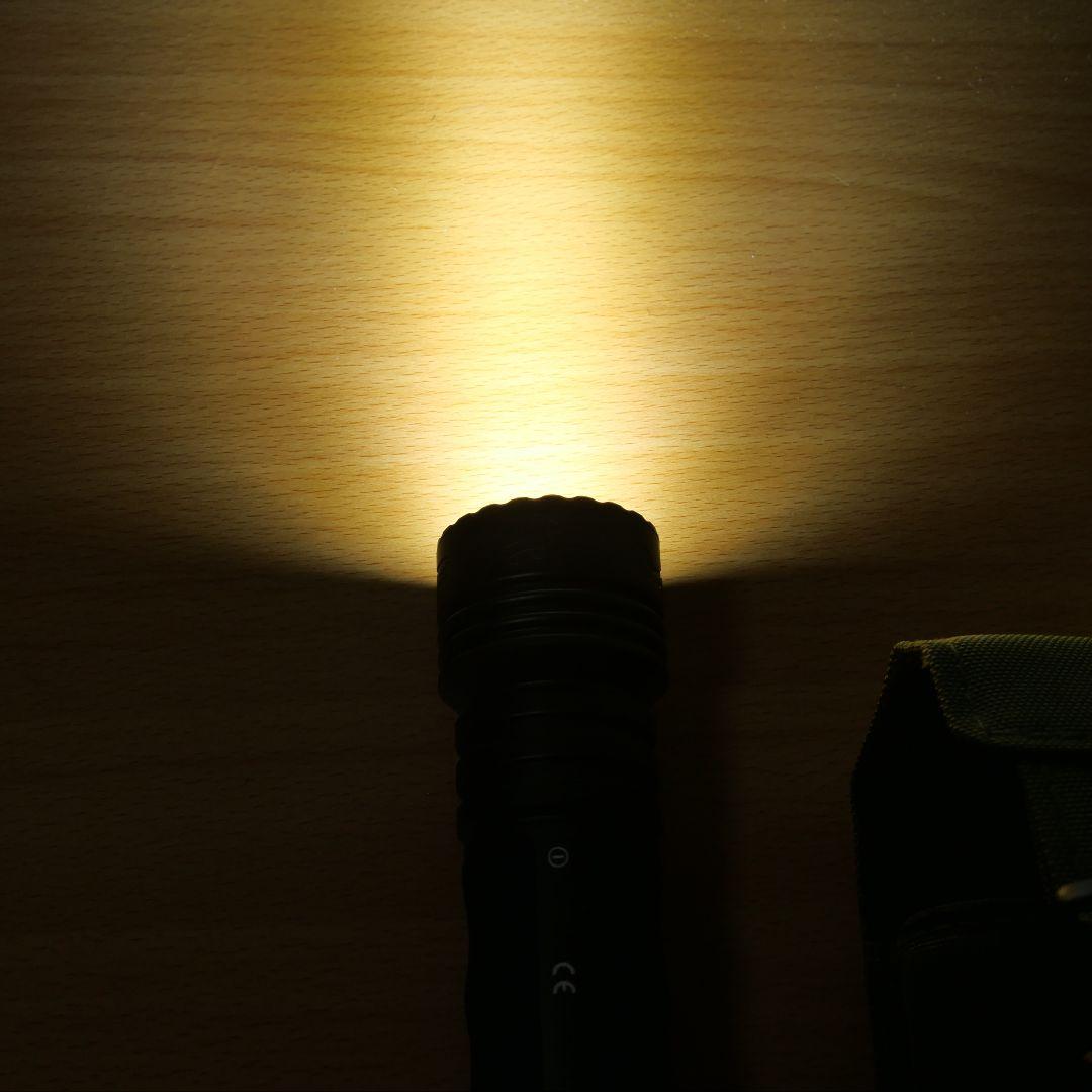 中古】OLIGHT 鮫 seeker 3 pro アーマーグリーン 限定品 - メルカリ