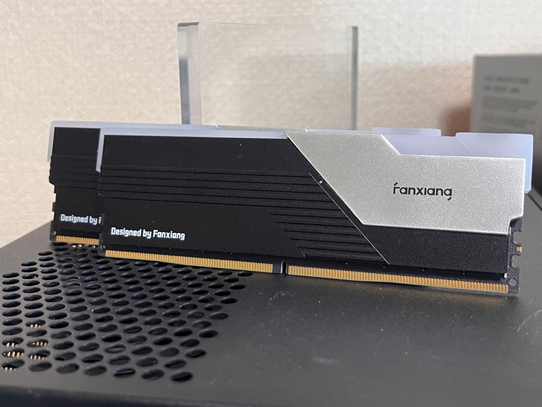 メモリー Fanxiang DDR5 6400MHz 64GB Fanxiang 64GB DDR5 RGB (2 x 32GB) 6400MHz CL40 Desktop PC Memory