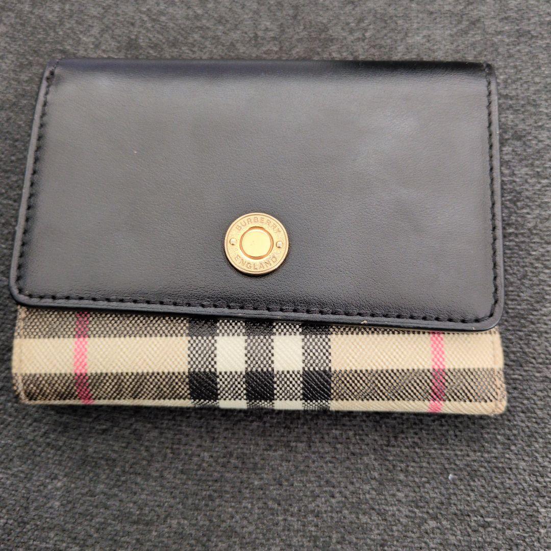 Burberry 🏇 三つ折り財布 ブラック/ベージュ