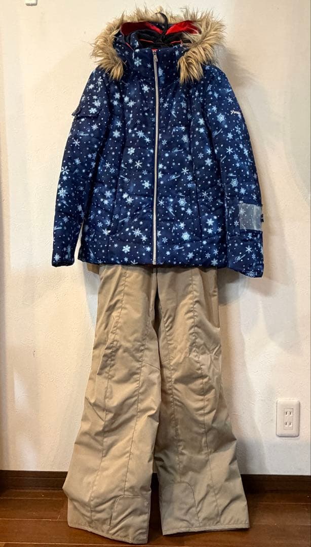 Phenix スキーウェア上下 レディース グローブ＆ニット帽セット 楽天市場】フェニックス【PHENIX】レディース スキーウェア 上下セット