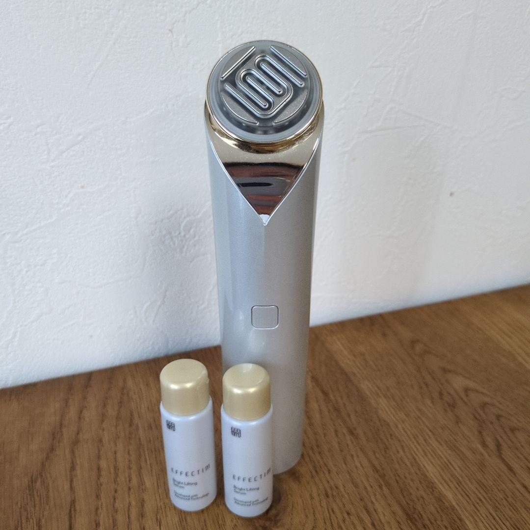 にいなさま専用♡ 美顔器 シルバー 美容液3本付き 試してみた】導入美容器 イオンエフェクター EH-ST63-P Panasonicの