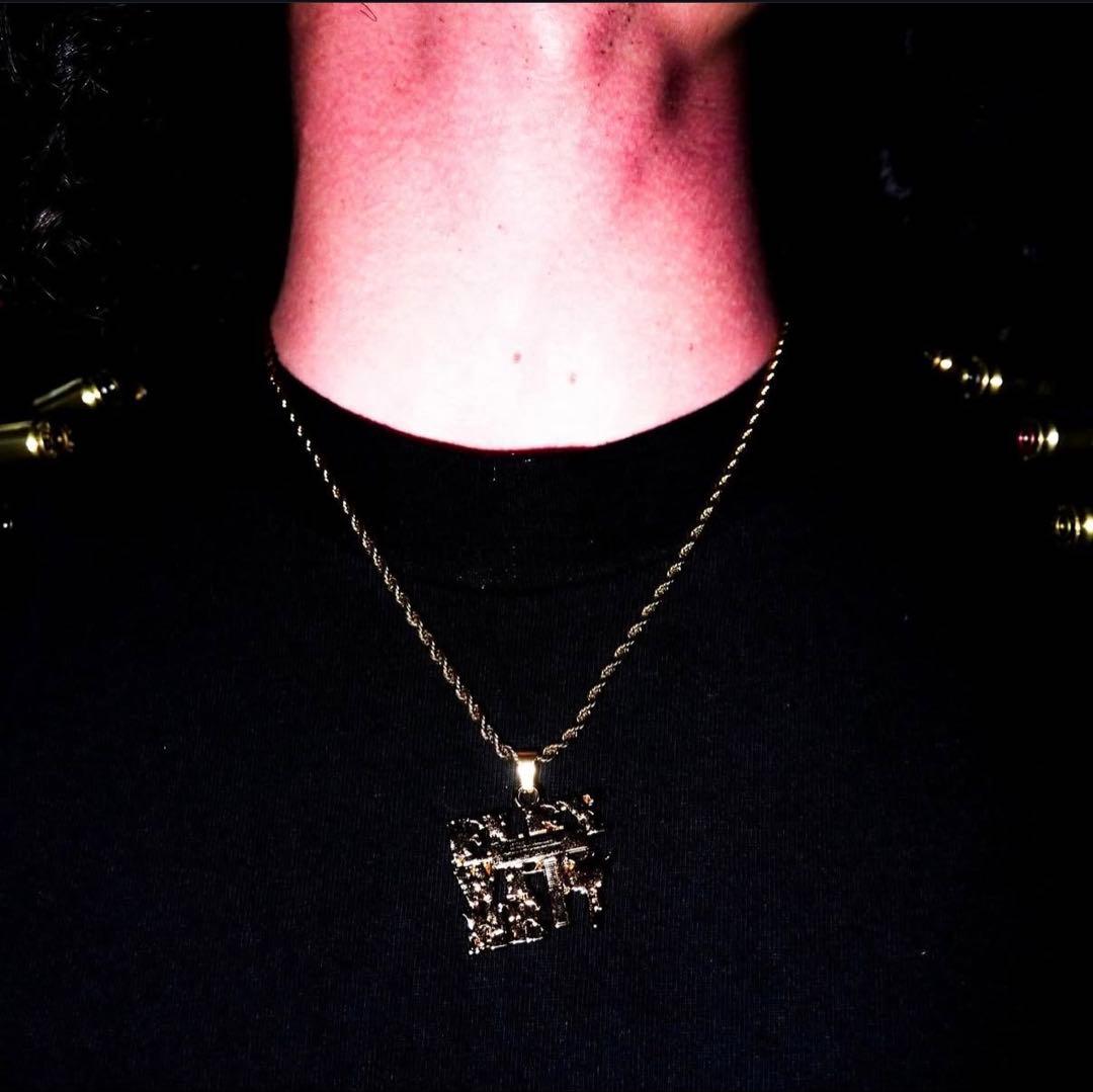 即完売】 flexwitme ロゴネックレス - メルカリ