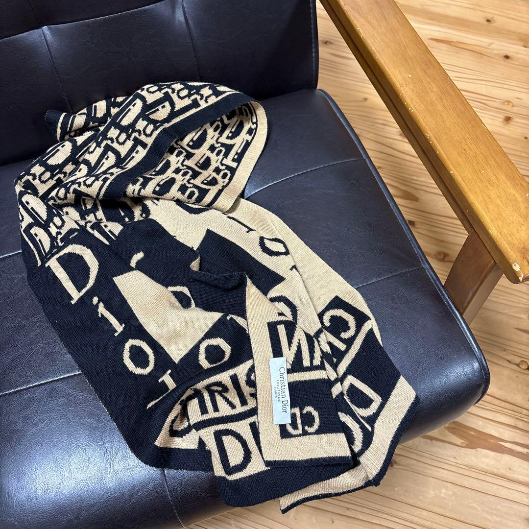 Christian Dior ロゴマフラー 黒/ベージュ - メルカリ