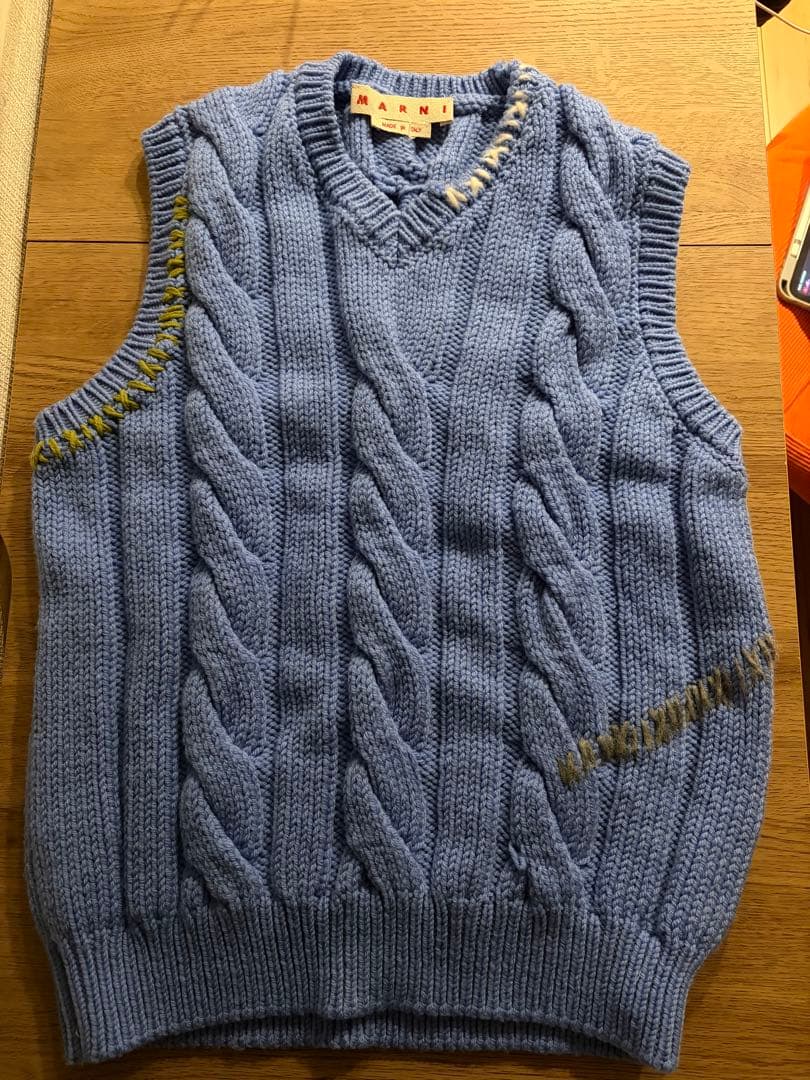 MARNI ニット　ベスト ユニクロ】超人気コラボ新作は「ニットベスト」が狙い目！大人女子に