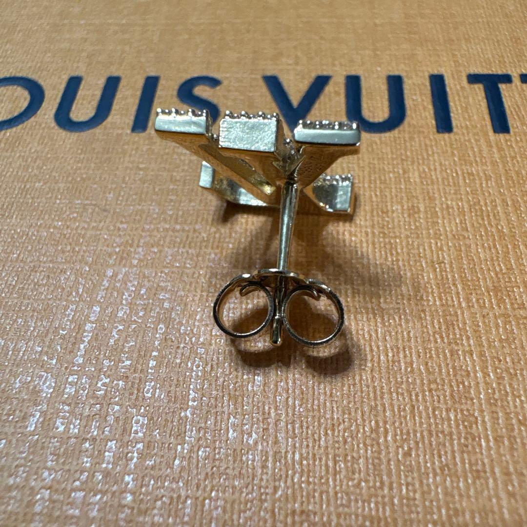 ヴィトン☆ピアス片耳（ゴールド）