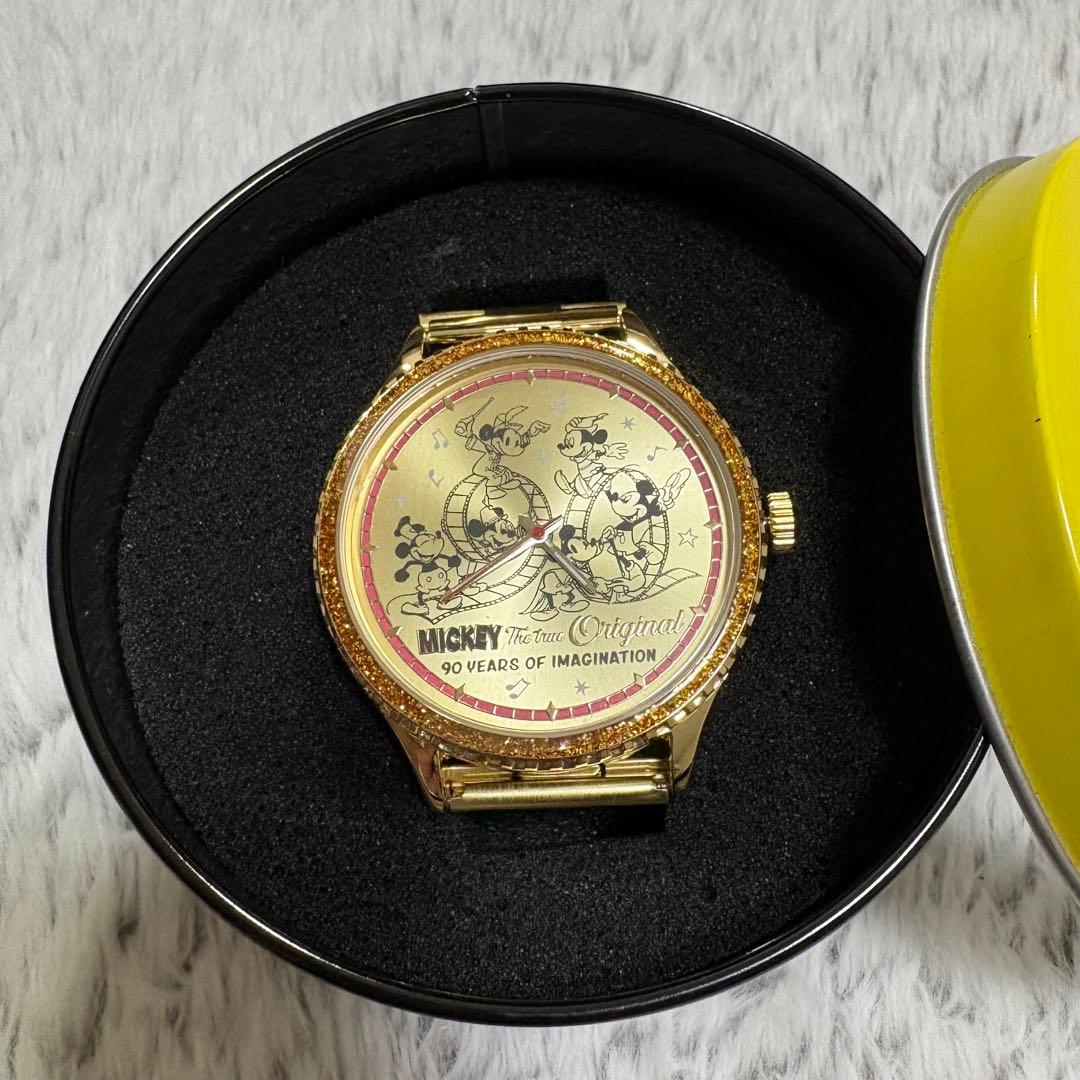 ミッキーマウス 90周年記念 ゴールド腕時計 - メルカリ